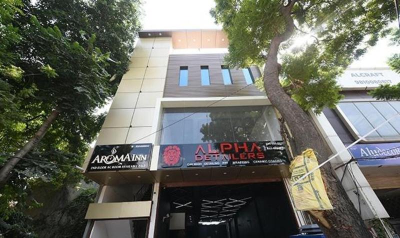 Fabhotel Aroma Inn image