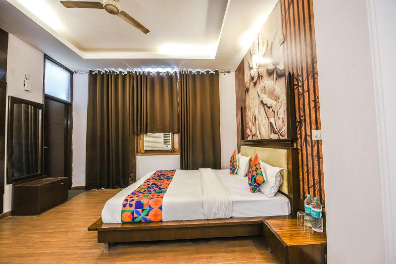 Fabhotel Sunrise Villa image