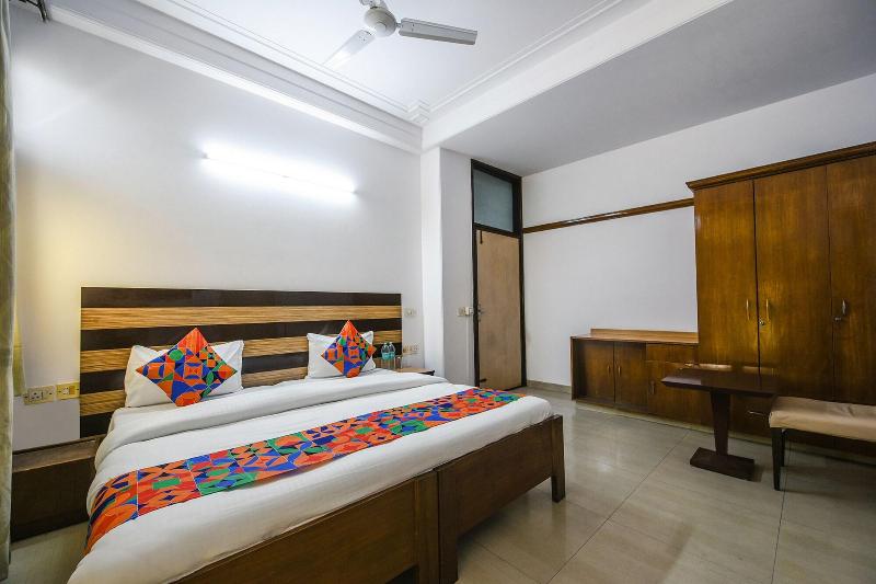 Fabhotel Sunrise Villa image