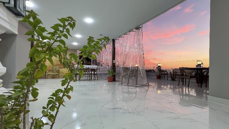 Asser Hotel Pyramids image