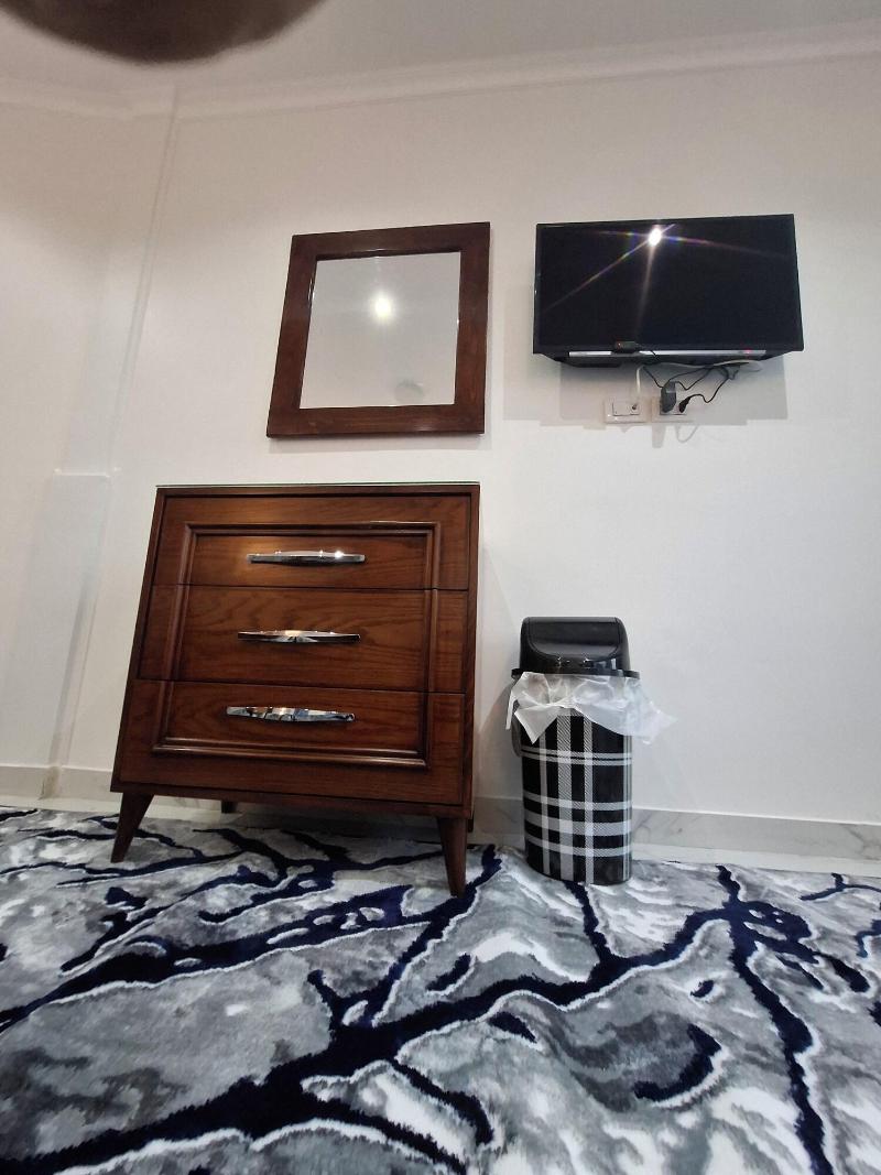Asser Hotel Pyramids image