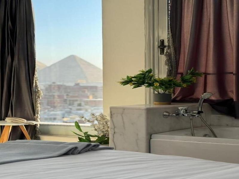 Asser Hotel Pyramids image