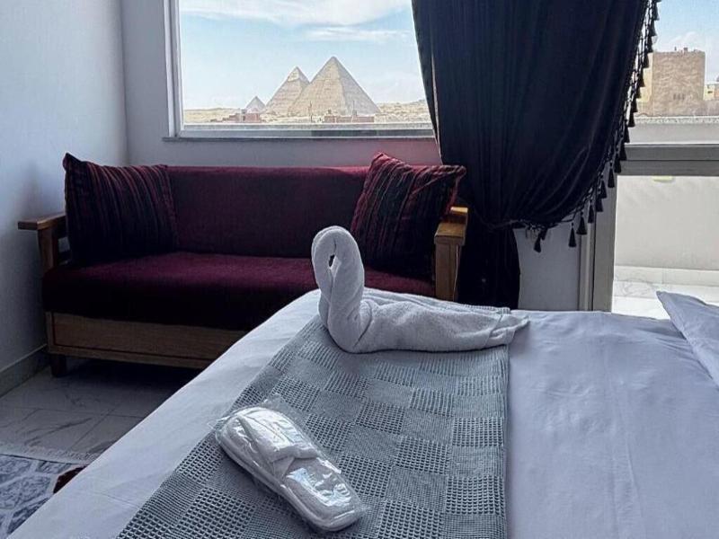 Asser Hotel Pyramids image