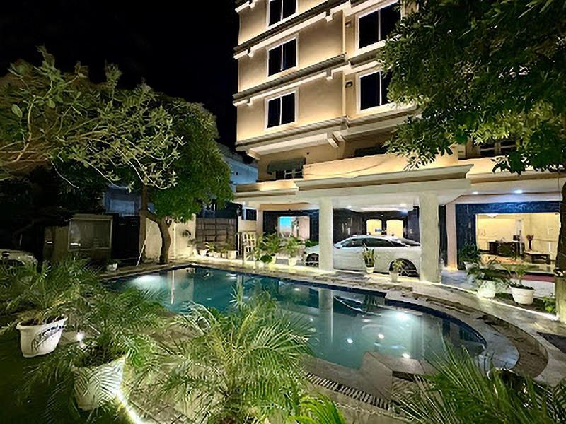 Hotel The Grand Shoba image