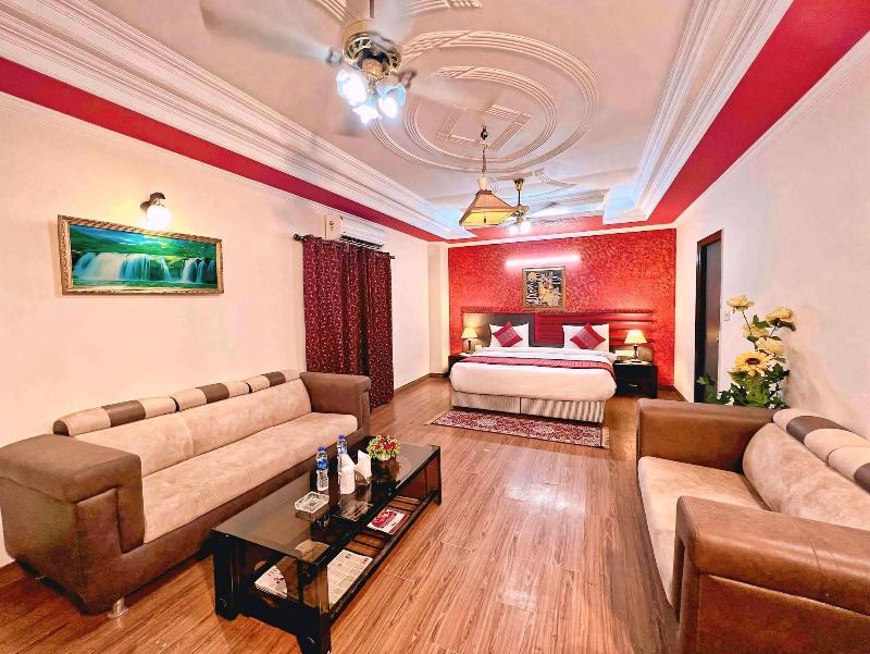 Hotel The Grand Shoba image