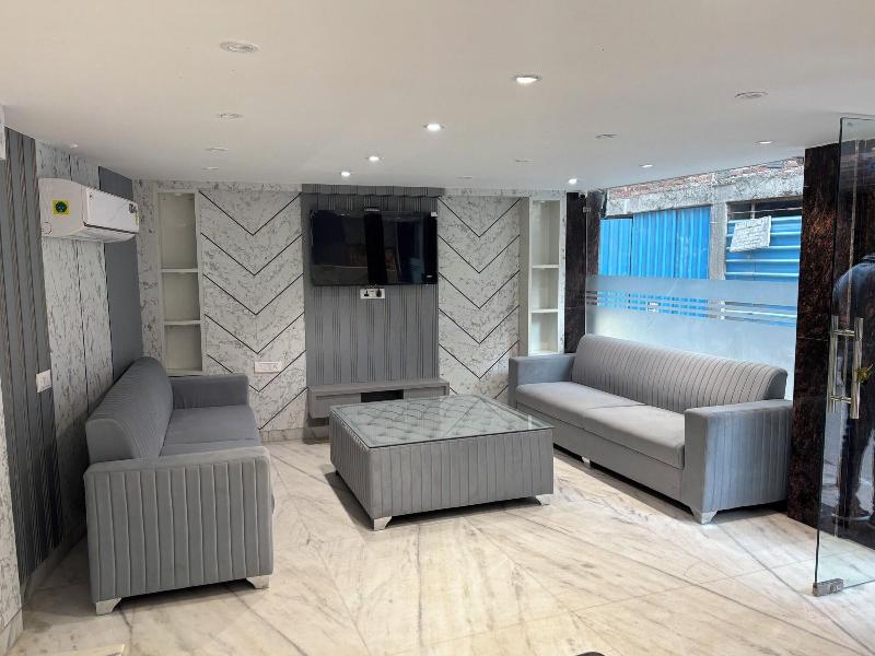 Hotel Cg International image