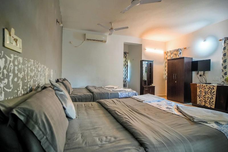 Hotel Cg International image