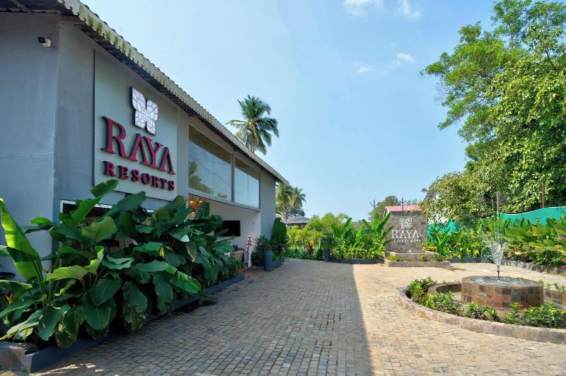 Raya Resorts image