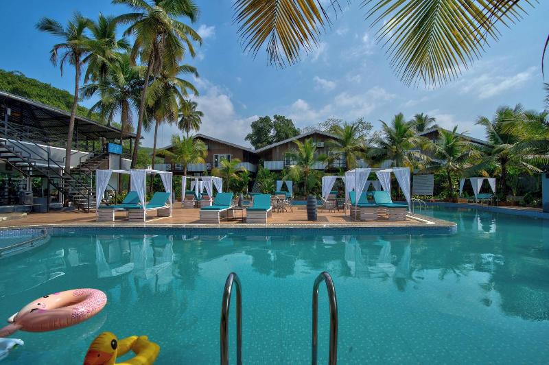 Raya Resorts image