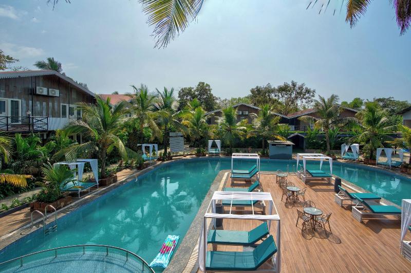 Raya Resorts image