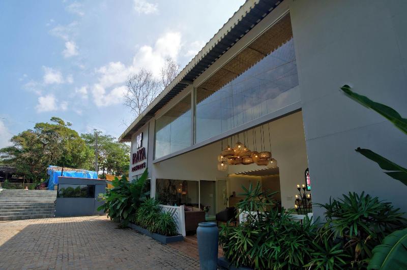 Raya Resorts image