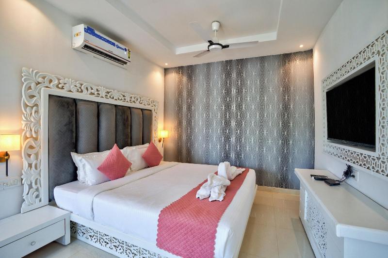 Raya Resorts image
