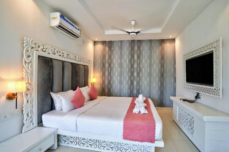 Raya Resorts image