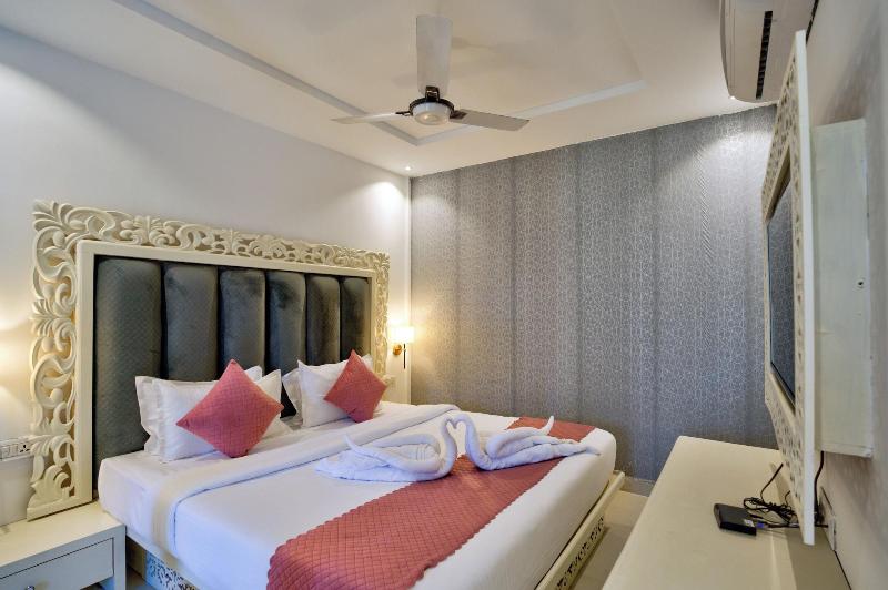 Raya Resorts image