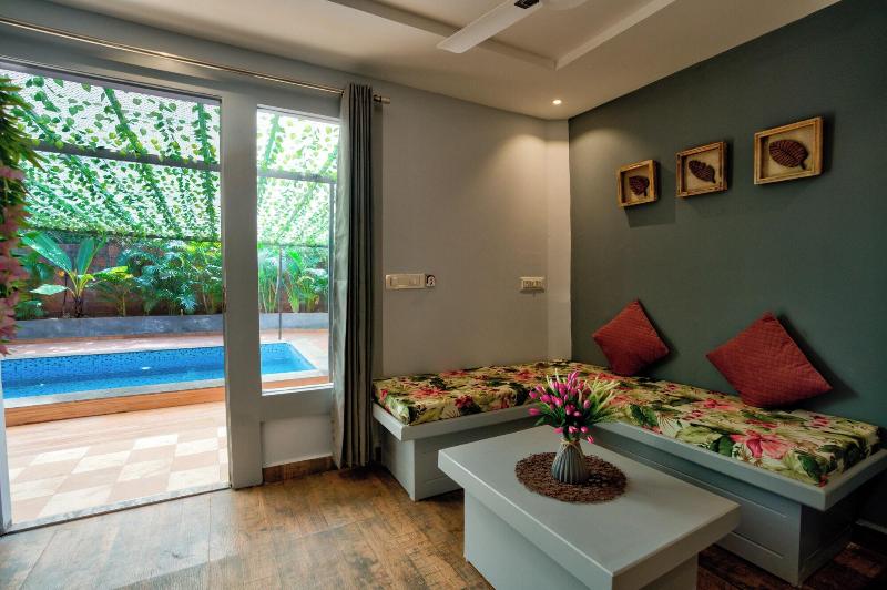 Raya Resorts image