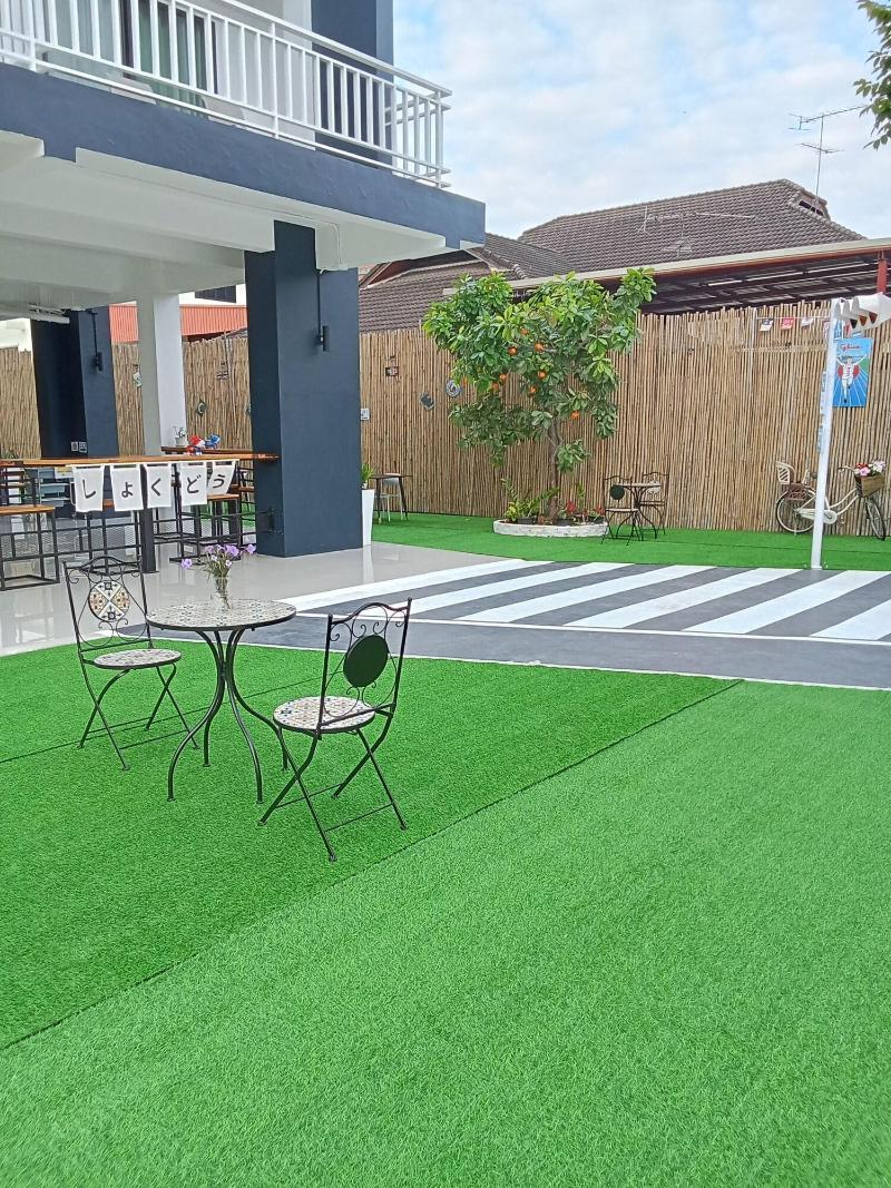 J Boutique Hotel image