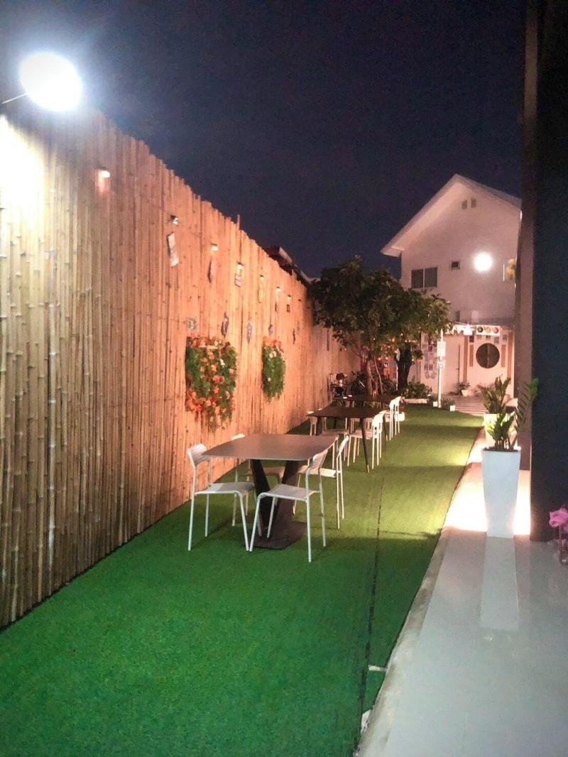 J Boutique Hotel image