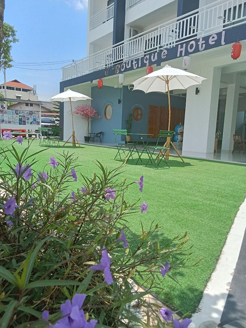 J Boutique Hotel image