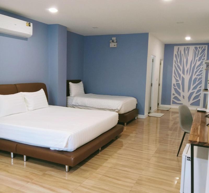 J Boutique Hotel image