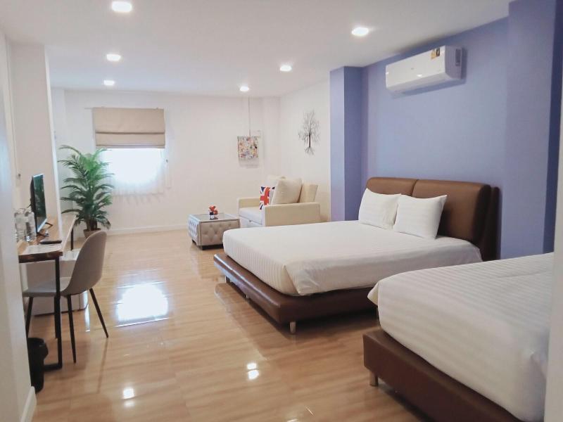 J Boutique Hotel image