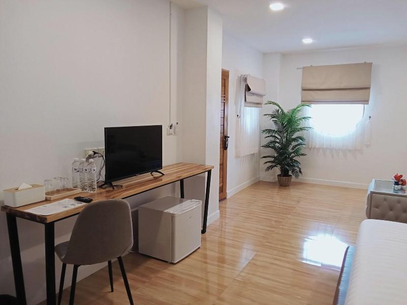 J Boutique Hotel image
