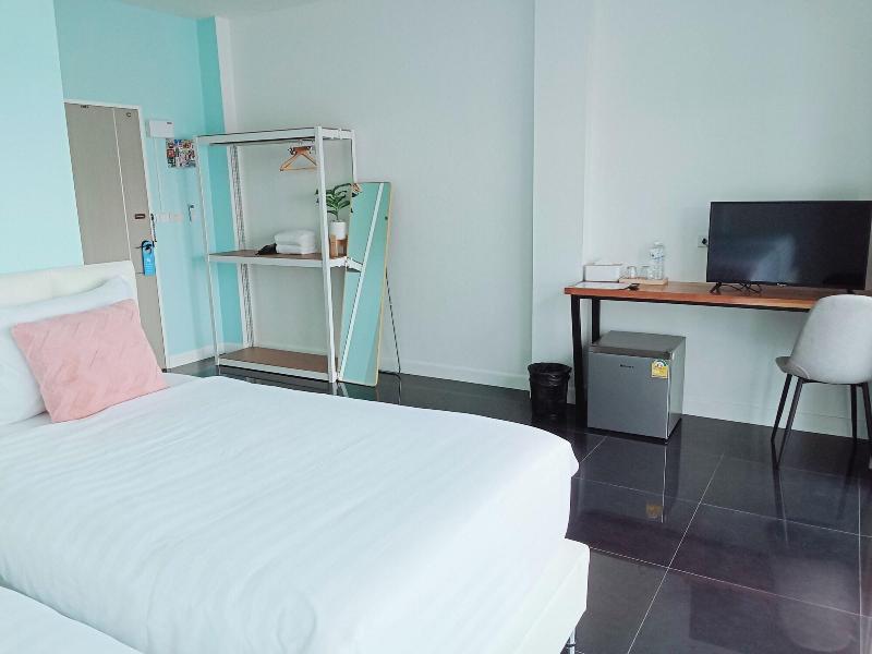 J Boutique Hotel image