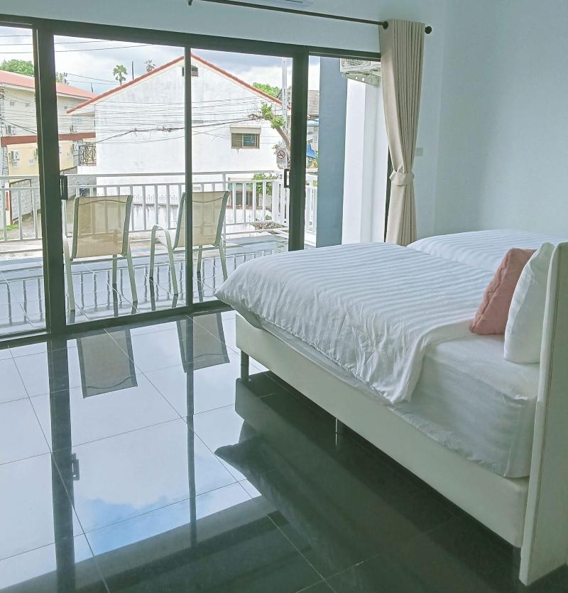 J Boutique Hotel image