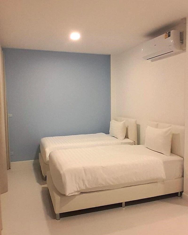 J Boutique Hotel image