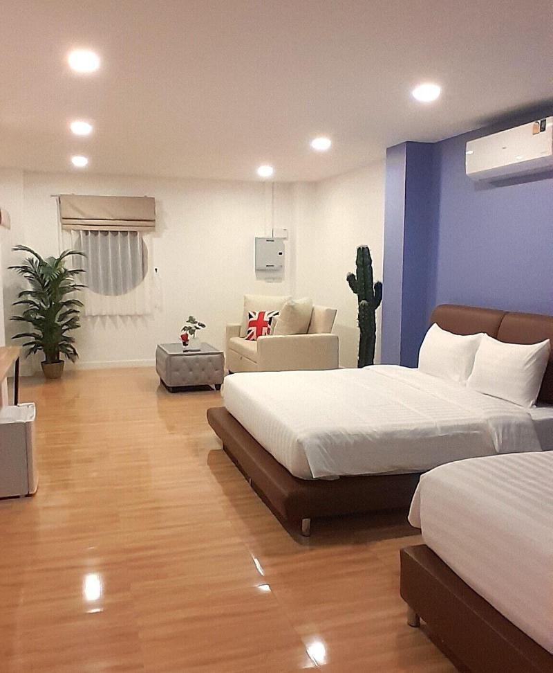 J Boutique Hotel image