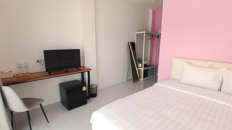 J Boutique Hotel image