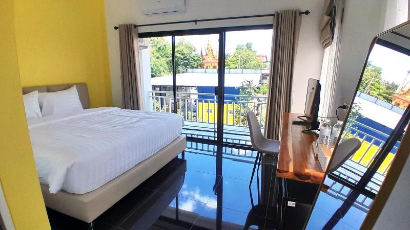 J Boutique Hotel image