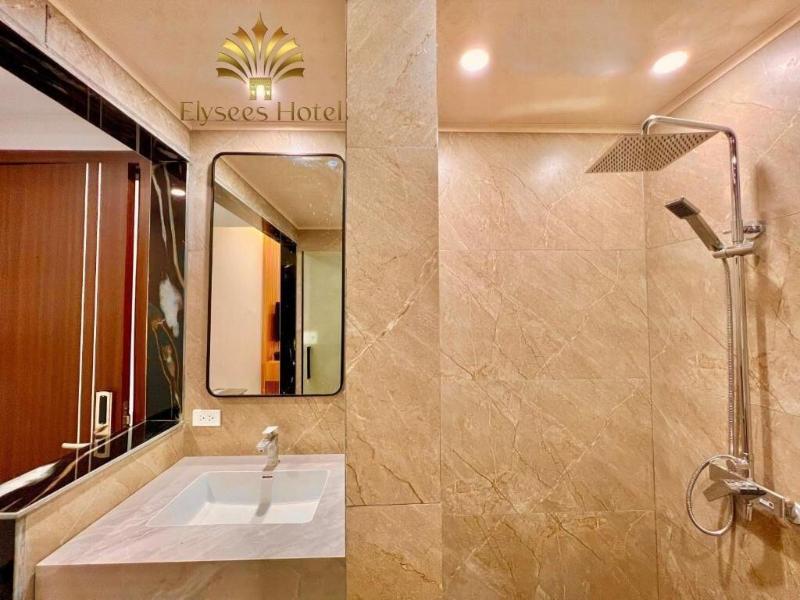 Elysees Hotel image
