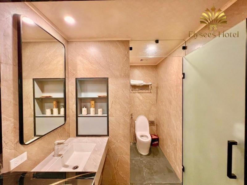 Elysees Hotel image