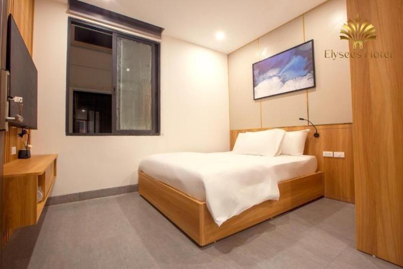 Elysees Hotel image