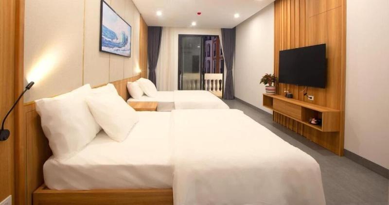 Elysees Hotel image