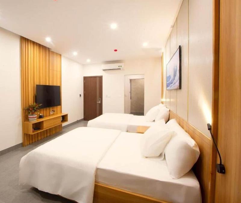 Elysees Hotel image