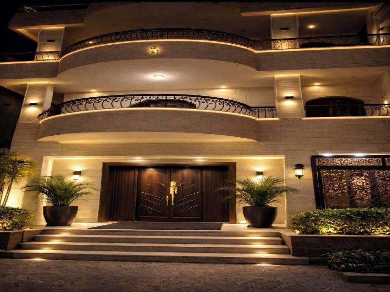 Sol Pyramid Inn image