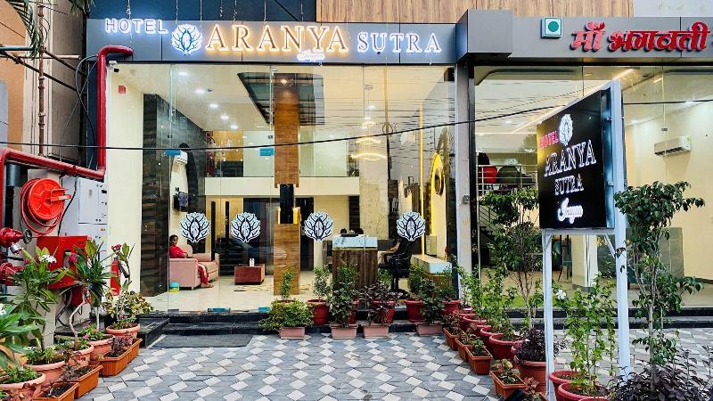 Hotel Aranyasutra Inaya Indore — general view