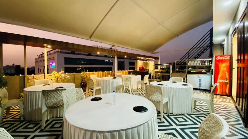 Hotel Aranyasutra Inaya Indore