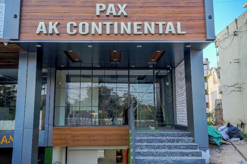 Pax Hotel Ak Continental image