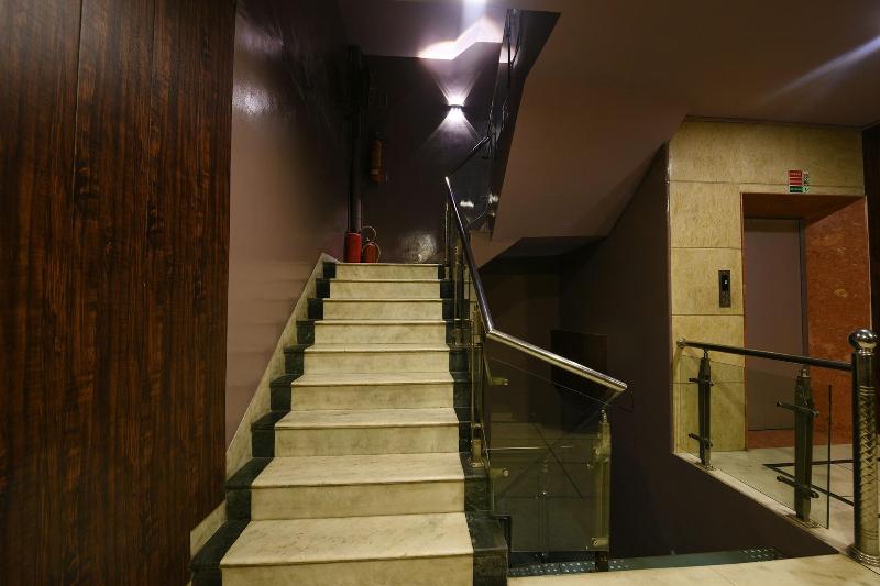 Fabhotel Bharat Continental image