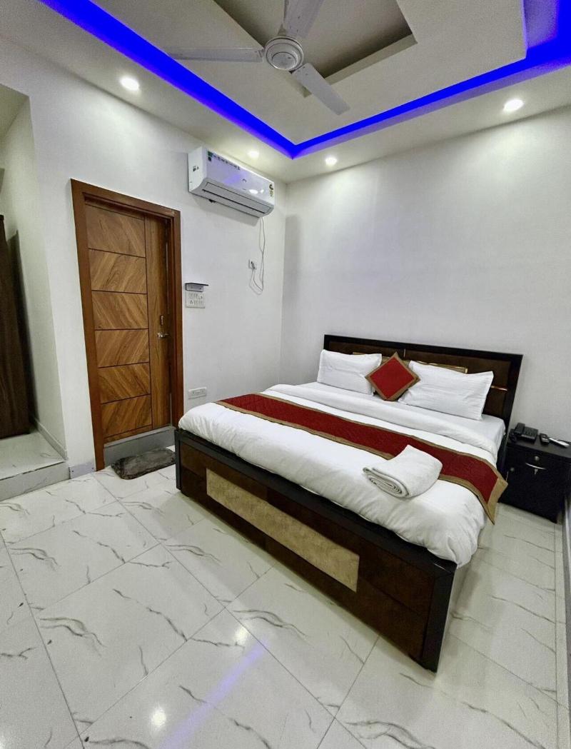 Hotel Star Marigold image