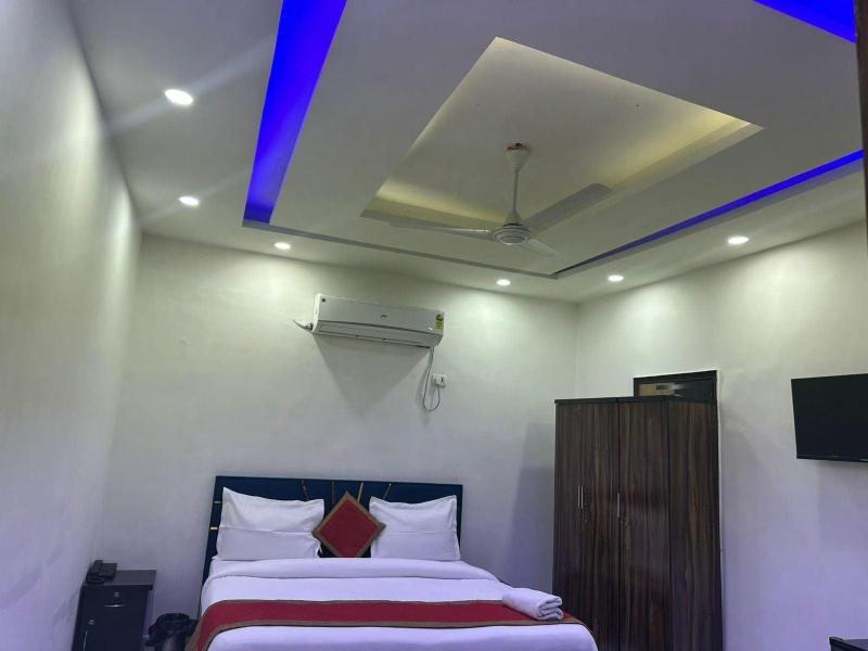 Hotel Star Marigold image