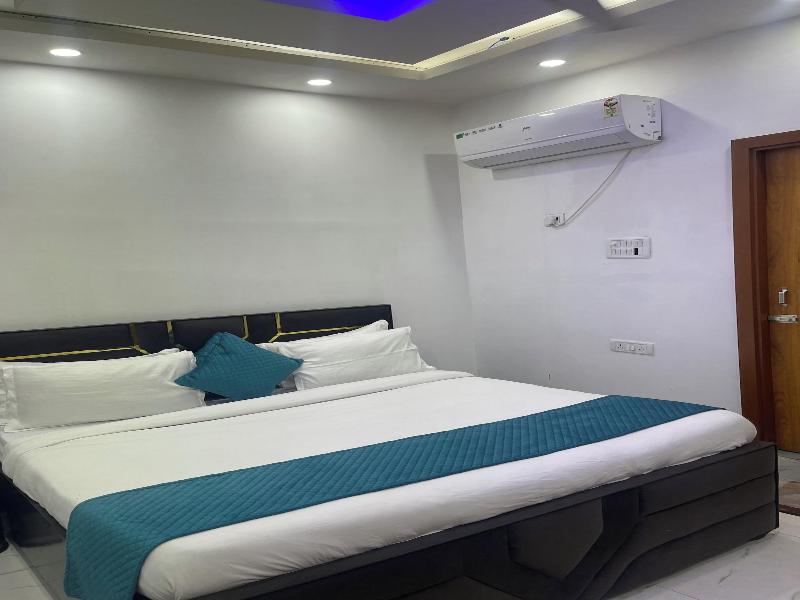 Hotel Star Marigold image