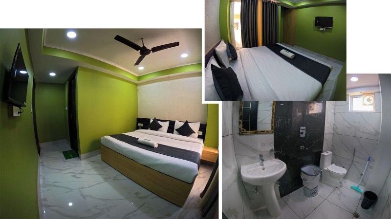 Hotel Aastha Height image