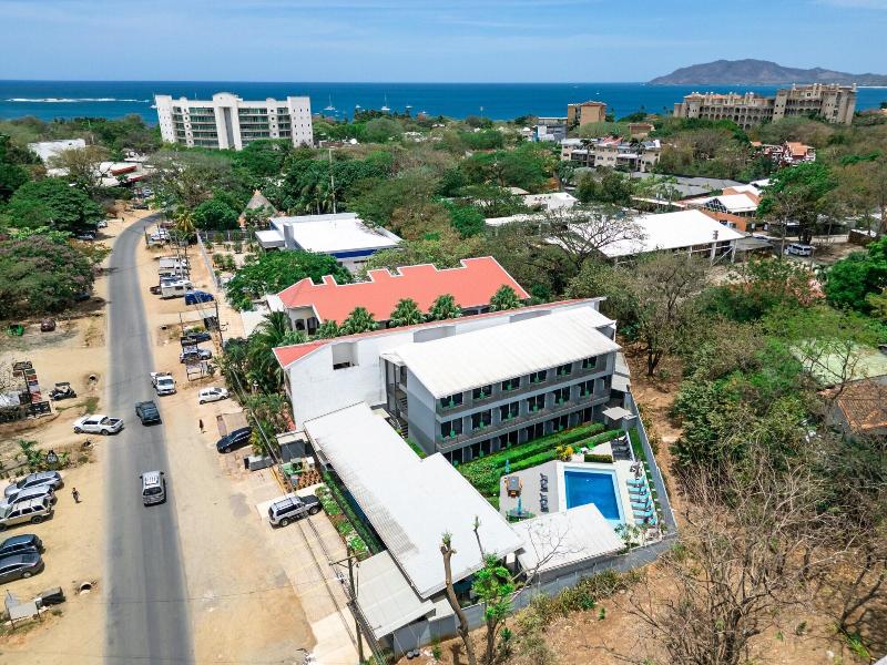 Wet Hotel image