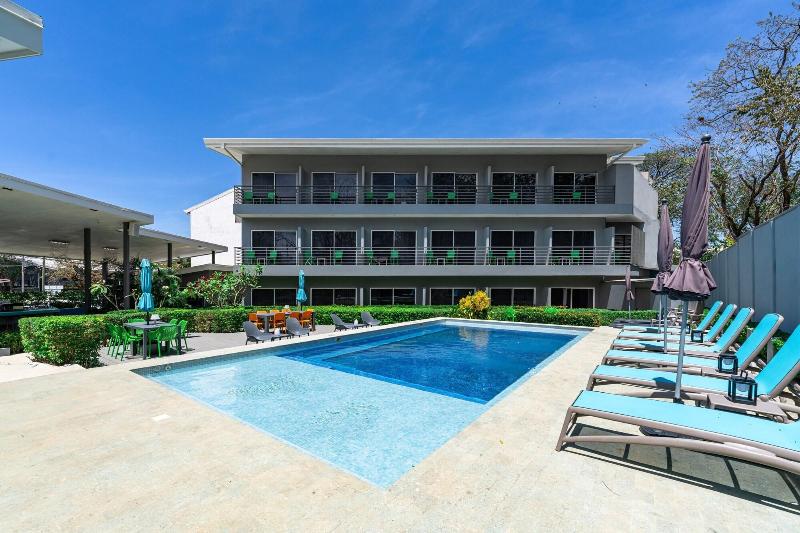 Wet Hotel image
