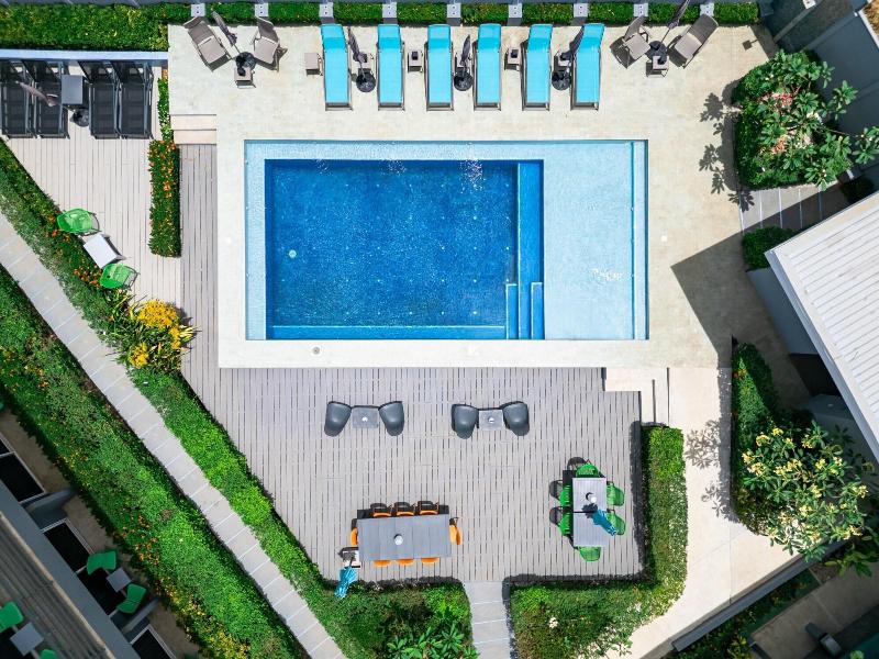 Wet Hotel image