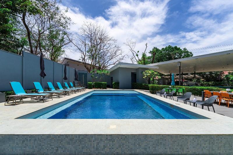 Wet Hotel image