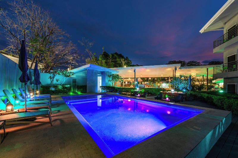 Wet Hotel image